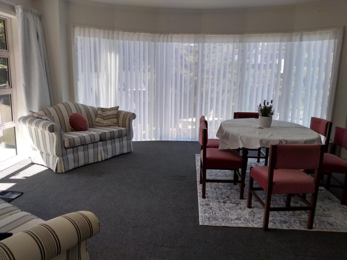 Appartamento Quiet Location With View And Public Transport Wellington Esterno foto