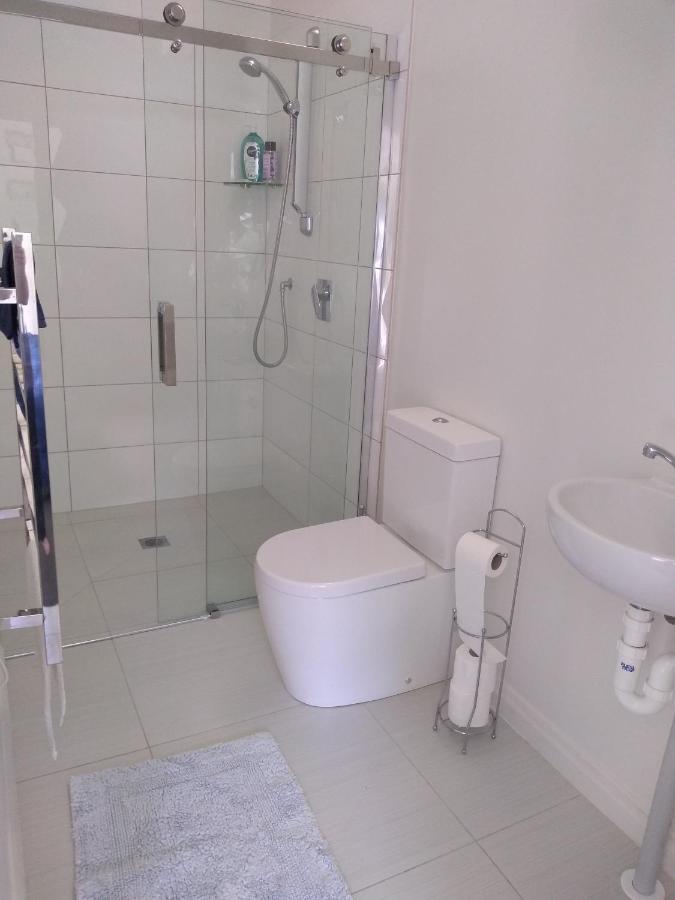 Appartamento Quiet Location With View And Public Transport Wellington Esterno foto